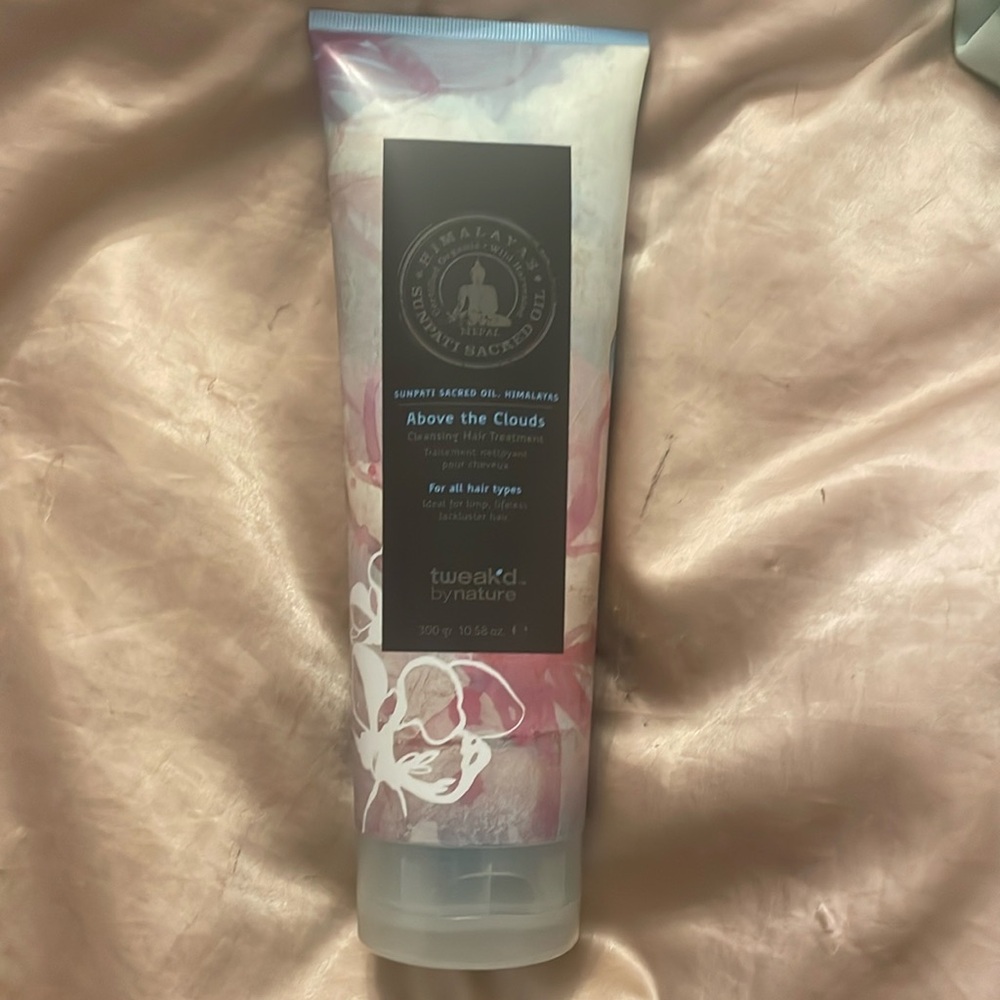 Tweakd Above the Clouds Cleansing Hair Treatment